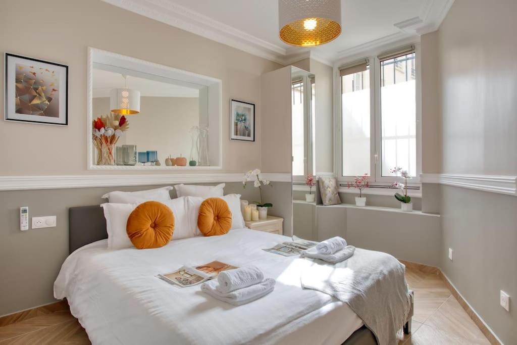 Charming Apart New 2 Bedrooms With Aircon 巴黎 外观 照片