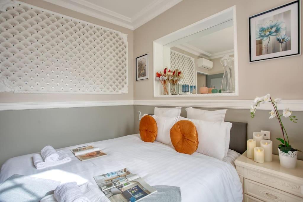 Charming Apart New 2 Bedrooms With Aircon 巴黎 外观 照片
